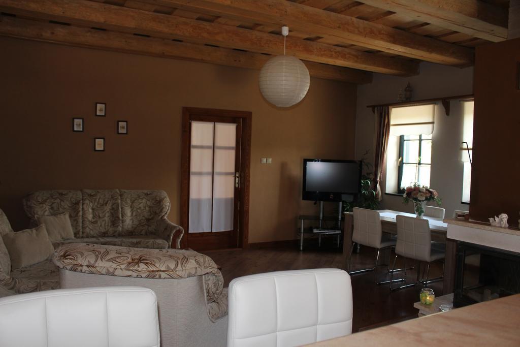 Privat Pri Hradbach Apartment Levoca Bilik gambar