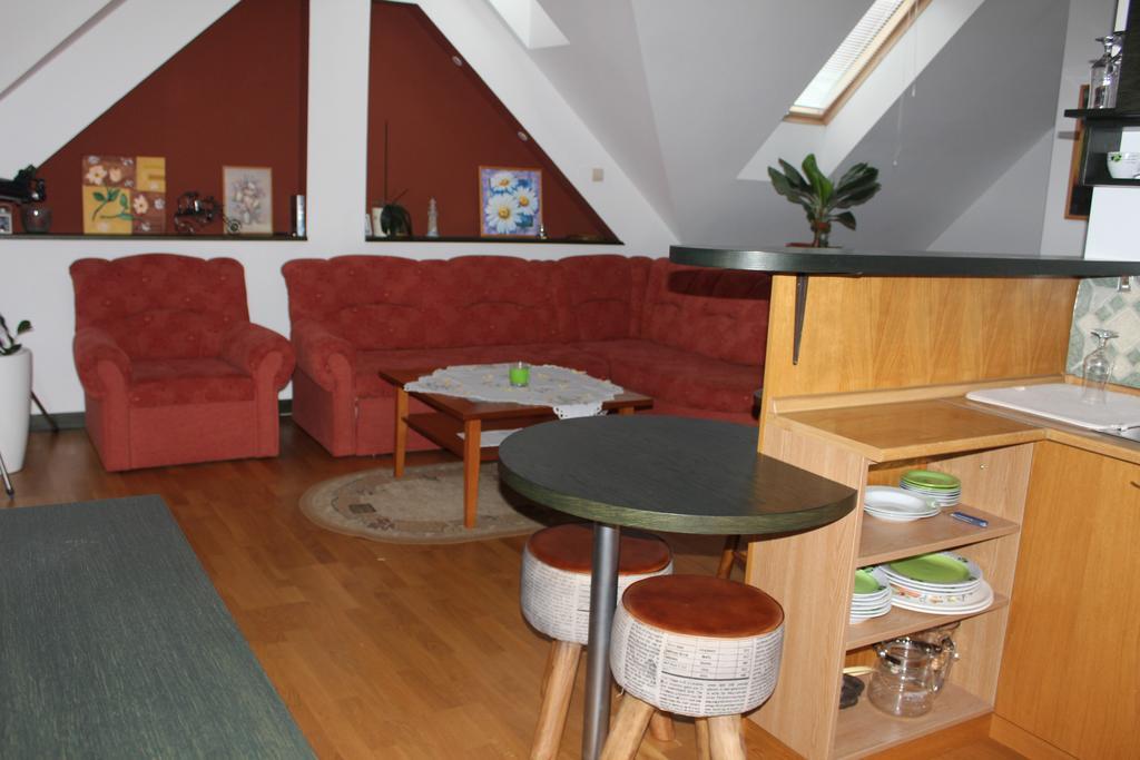 Privat Pri Hradbach Apartment Levoca Bilik gambar